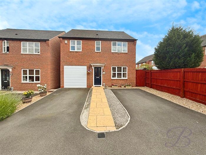 4 Bedroom Detached House For Sale In Hewett Street, Warsop Vale, Mansfield, NG20