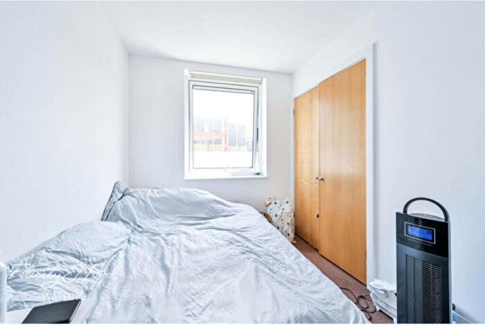 2 Bedroom Apartment To Rent In Commercial Road, London, E1