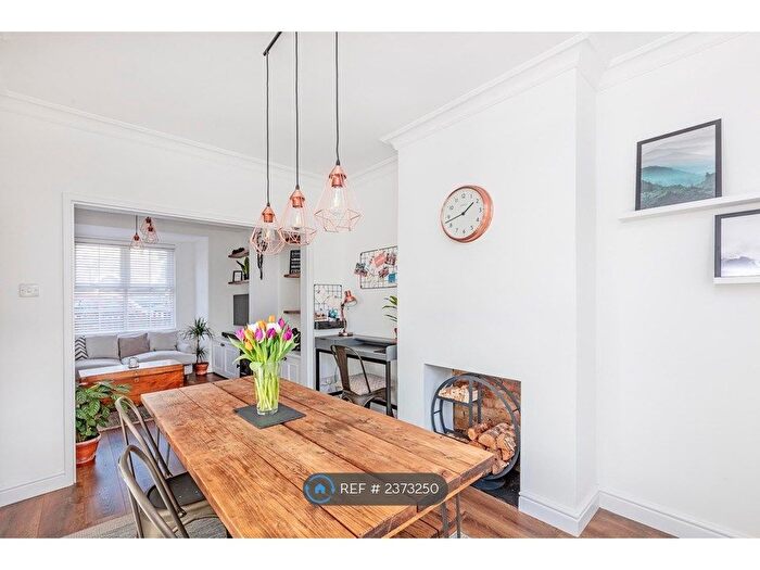 2 Bedroom Terraced House To Rent In Lessingham Avenue, London, SW17