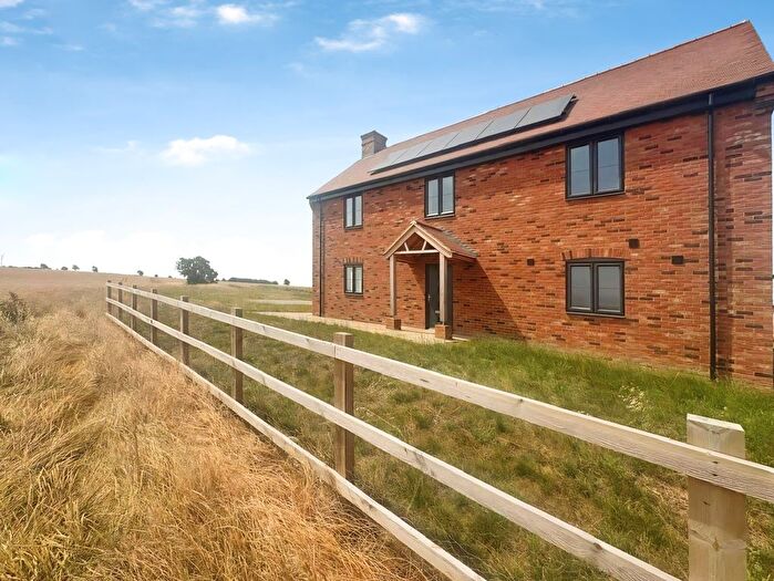 4 Bedroom Property To Rent In Barham Road, Huntingdon, PE28