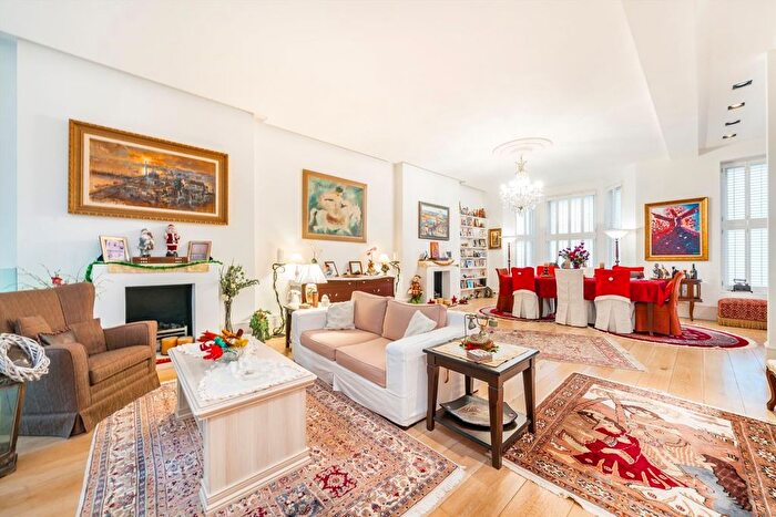 6 Bedroom Property To Rent In Elsham Road, London, W14