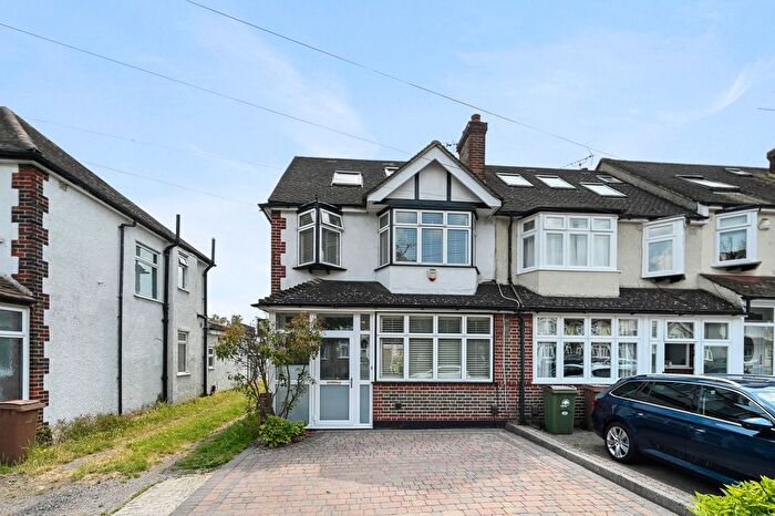 5 Bedroom Terraced House To Rent In Taunton Close, Sutton, SM3