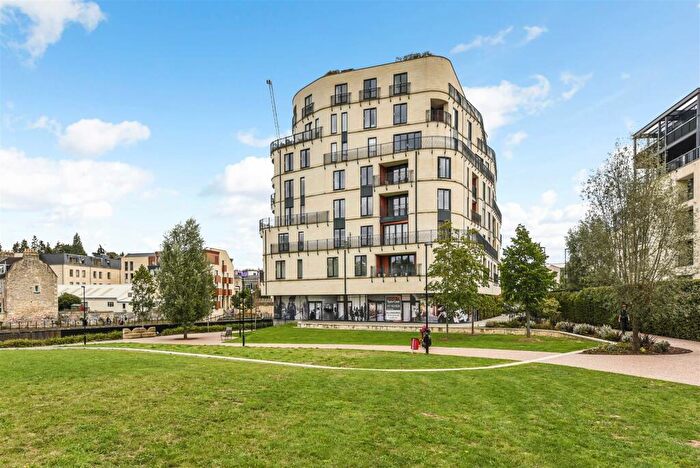 2 Bedroom Apartment To Rent In Royal View, Victoria Bridge Road, Bath, BA2