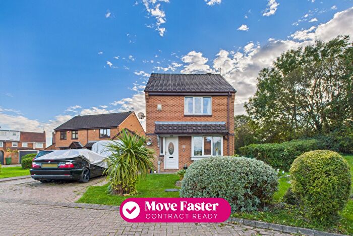 3 Bedroom Detached House For Sale In Berryman Way, Hessle, HU13