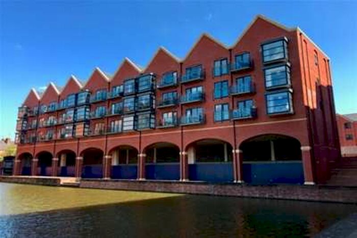 2 Bedroom Flat To Rent In Handbridge Square, Chester., CH1