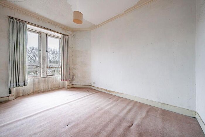 1 Bedroom Flat For Sale In Edgemont Street, Flat /, Shawlands, Glasgow, G41