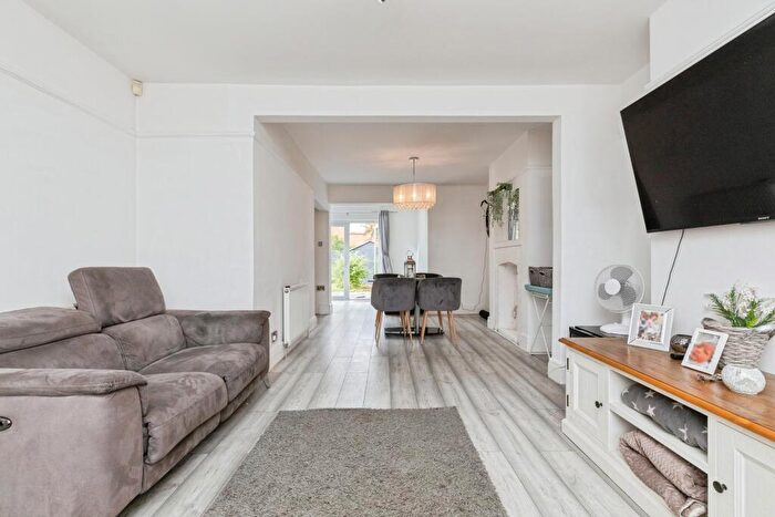 4 Bedroom Semi Detached House For Sale In Dryleaze Road, Bristol, BS16