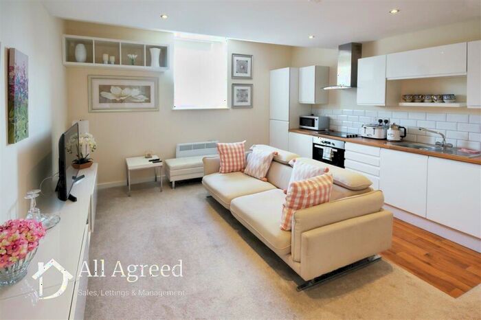 1 Bedroom Apartment To Rent In Wharncliffe Road, Ilkeston, DE7