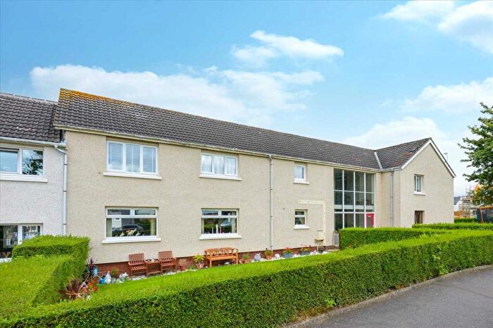 2 Bedroom Apartment For Sale In Forker Avenue, Rosyth, KY11