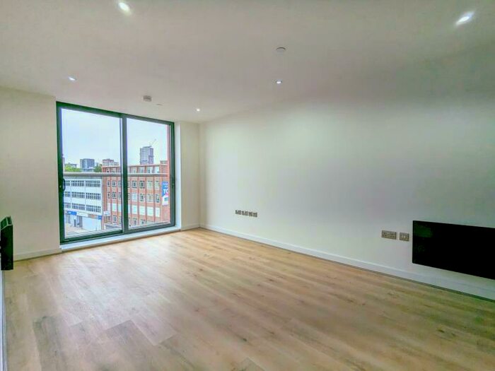 2 Bedroom Apartment To Rent In Holloway Head, Birmingham, B1