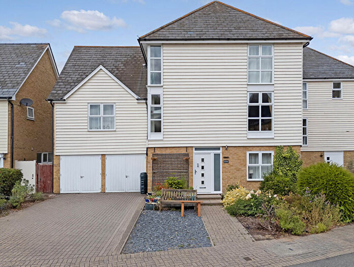 5 Bedroom Detached House For Sale In Saltcote Maltings, Heybridge, CM9