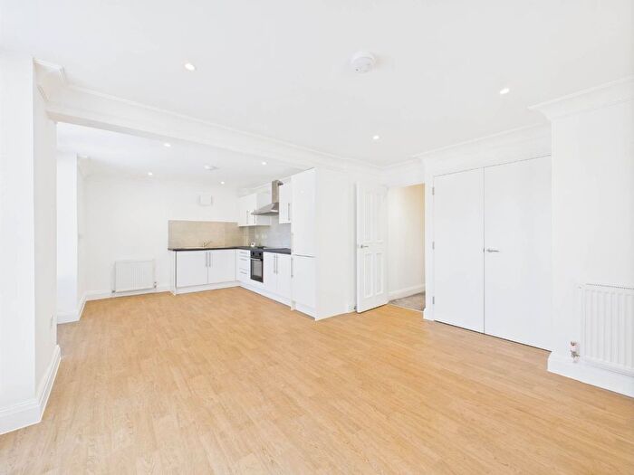2 Bedroom Flat To Rent In Footscray Road, London, Greater London, SE9