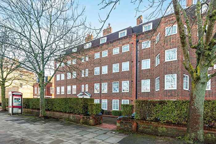 2 Bedroom Flat To Rent In Richmond Road, Twickenham, TW1