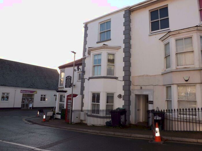 2 Bedroom House To Rent In Queen Street, Dawlish, EX7