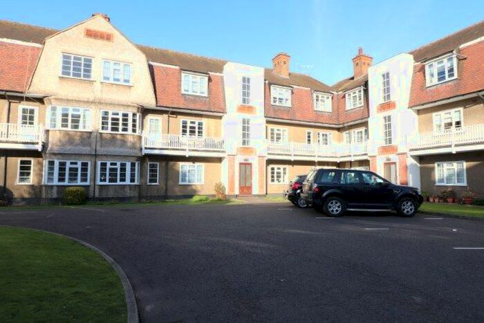 2 Bedroom Flat To Rent In Upminster Road, Hornchurch, RM11