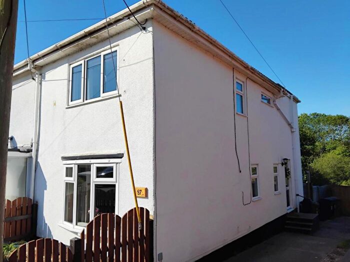 2 Bedroom Cottage For Sale In Woolston Road, Southampton, SO31