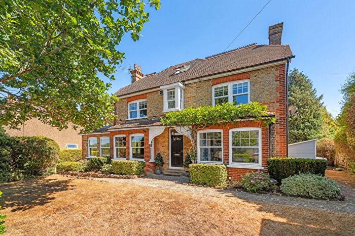 5 Bedroom Detached House For Sale In Worlds End Lane, Orpington, BR6