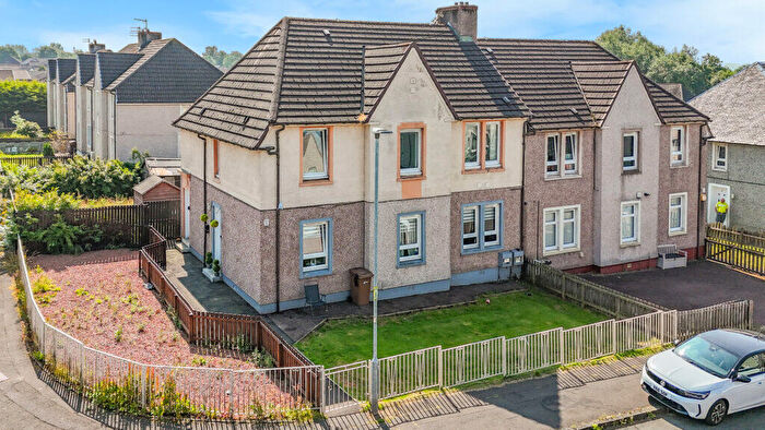 3 Bedroom Flat For Sale In Sanderson Avenue, Fallside, Uddingston, G71