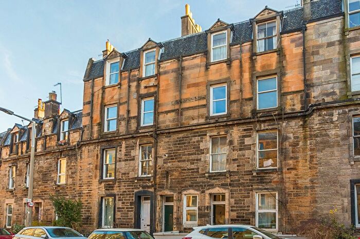 1 Bedroom Flat For Sale In Blackwood Crescent, Newington, Edinburgh, EH9