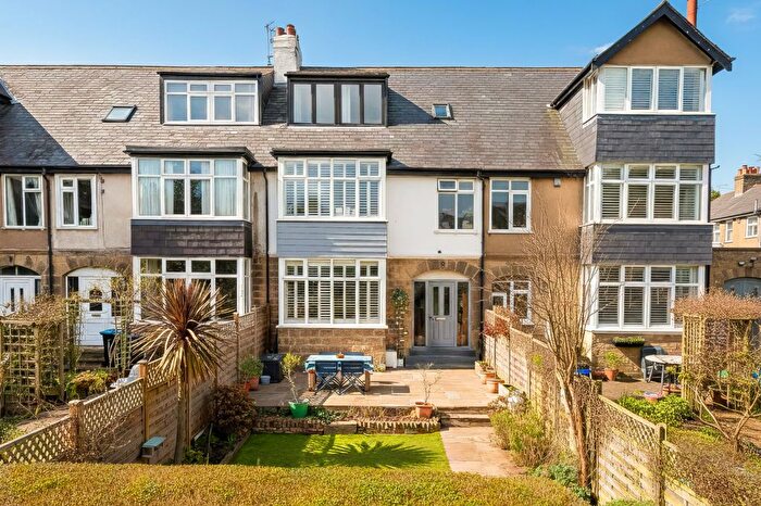 5 Bedroom Terraced House For Sale In The Avenue, Harrogate, North Yorkshire, Uk, HG1