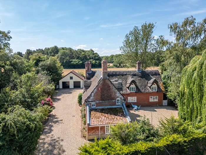 4 Bedroom Detached House For Sale In Ketteringham, NR18
