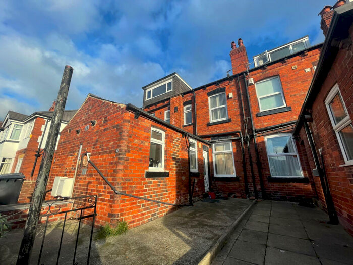5 Bedroom Terraced House To Rent In Grimthorpe Street, Leeds, West Yorkshire, LS6