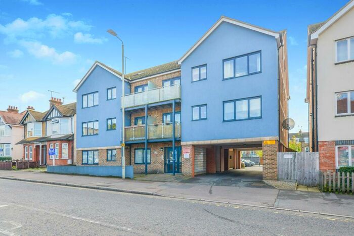 1 Bedroom Apartment To Rent In Hatfield Road, AL1