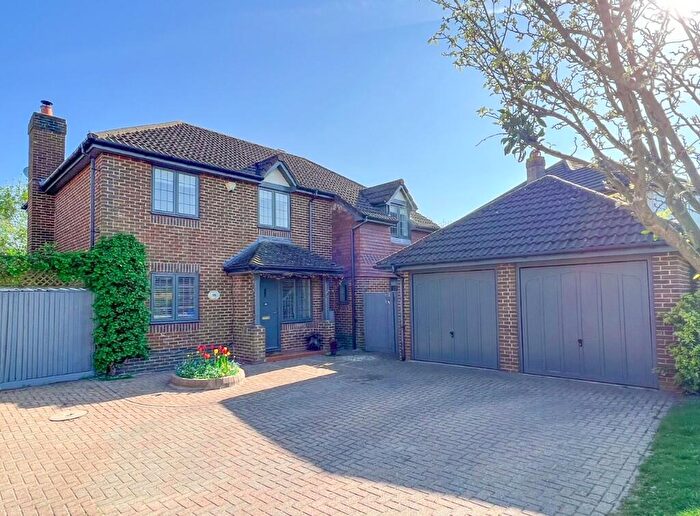 4 Bedroom Detached House For Sale In Rivermead, East Molesey, KT8