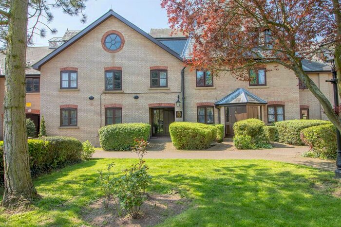 Studio To Rent In River Meads, Stanstead Abbotts, SG12