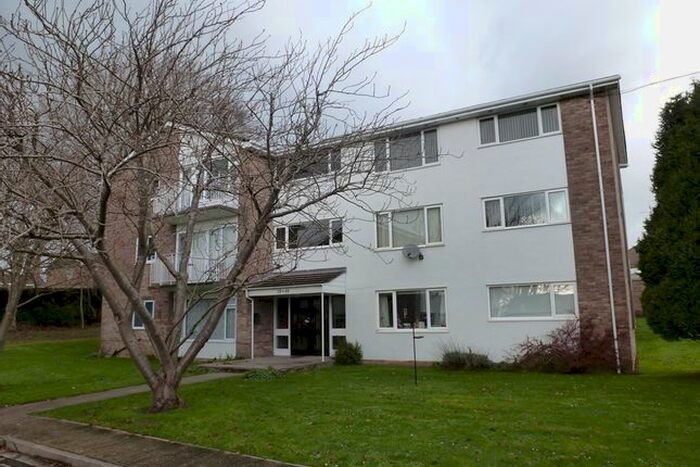 1 Bedroom Flat To Rent In Legion Road, Yeovil, BA21