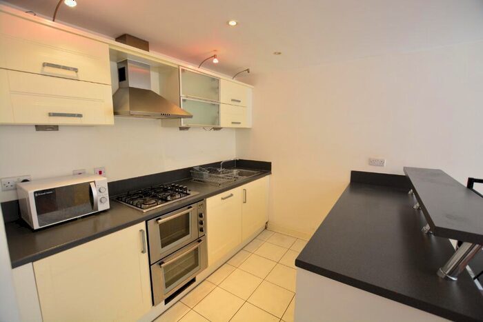 3 Bedroom Apartment To Rent In Regent Street, BN1