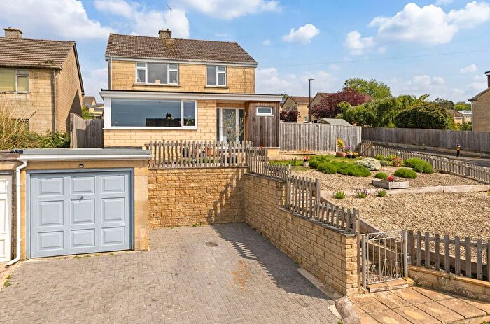 4 Bedroom Detached House For Sale In Leighton Road, Bath, BA1