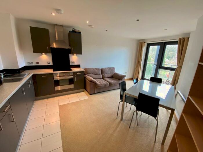 1 Bedroom Apartment To Rent In , Salts Mill Road, Shipley, BD17
