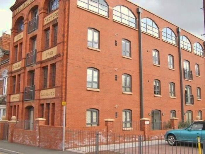 2 Bedroom Flat To Rent In 31 Middle Street, Worcester WR1