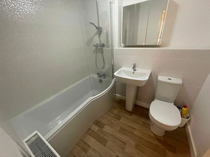 2 Bedroom Bungalow To Rent In Kingfisher Way, Darlington, DL1