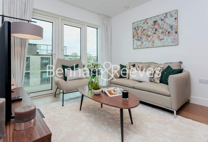 2 Bedroom Flat To Rent In Longfield Avenue, Ealing W5