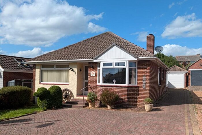 3 Bedroom Detached Bungalow For Sale In Highlands Road, Fareham, PO15