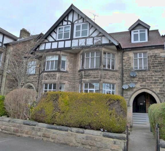 2 Bedroom Apartment To Rent In Westcliffe Grove Harrogate, HG2