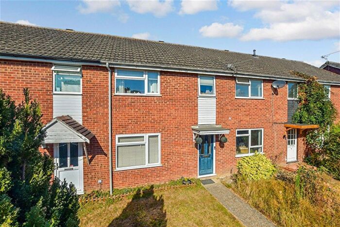 3 Bedroom Terraced House For Sale In Alen Square, Staplehurst, Kent, TN12
