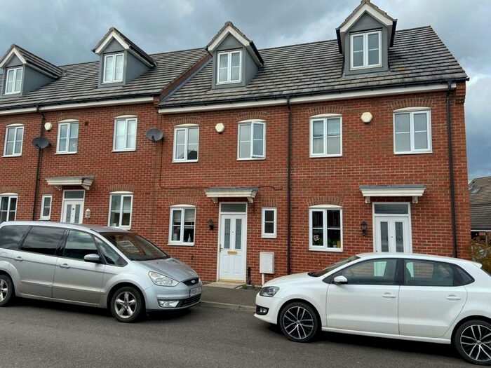 3 Bedroom Terraced House To Rent In Coltsfoot Drive, Bourne, PE10