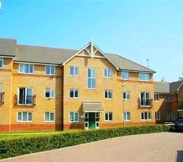 2 Bedroom Flat To Rent In Woodlands Close, Guildford, GU1