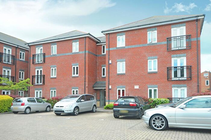 2 Bedroom Apartment To Rent In Brasenose Driftway, East Oxford, OX4