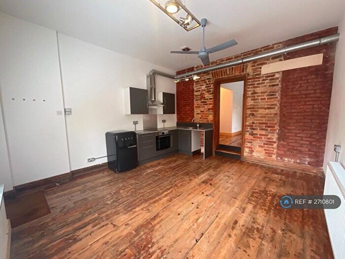 1 Bedroom Flat To Rent In North Lodge Road, Poole, BH14