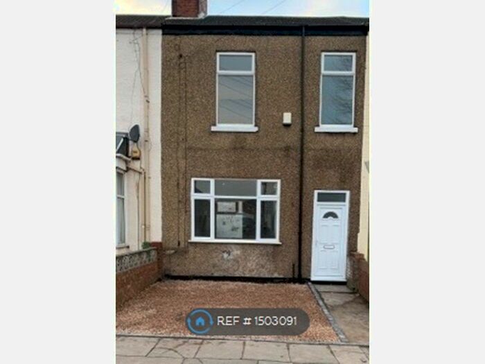 4 Bedroom Terraced House To Rent In Hainton Avenue, Grimsby, DN32