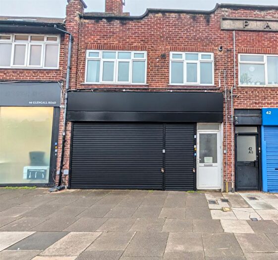 2 Bedroom Flat To Rent In Glengall Road, Edgware, HA8