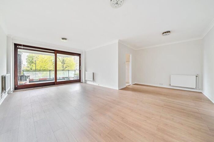 2 Bedroom Flat To Rent In Hall Road, St. Johns Wood, NW8