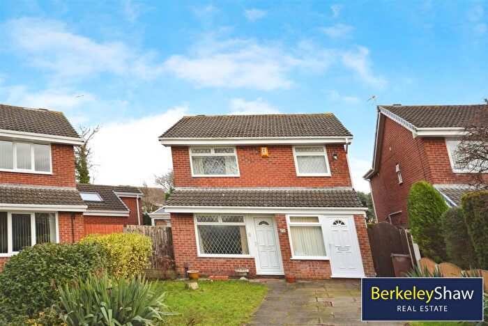 4 Bedroom Detached House For Sale In Malham Close, Southport, PR8