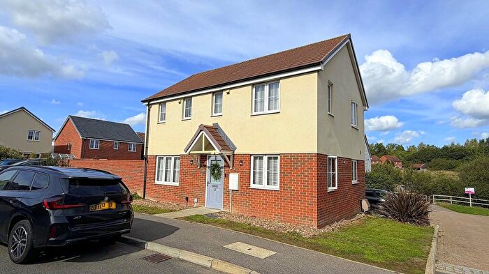 3 Bedroom Detached House For Sale In Mallow Drive, Stone Cross, Pevensey, BN24