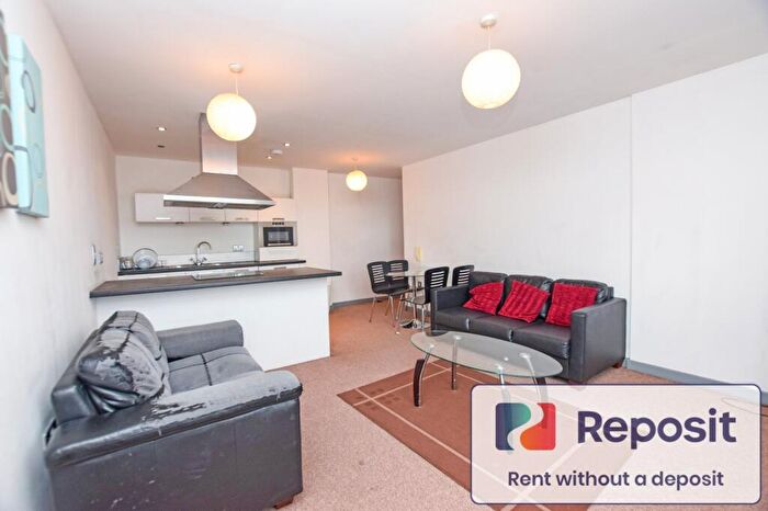 2 Bedroom Flat To Rent In Melia House, Lord Street, Green Quarter, Manchester, M4