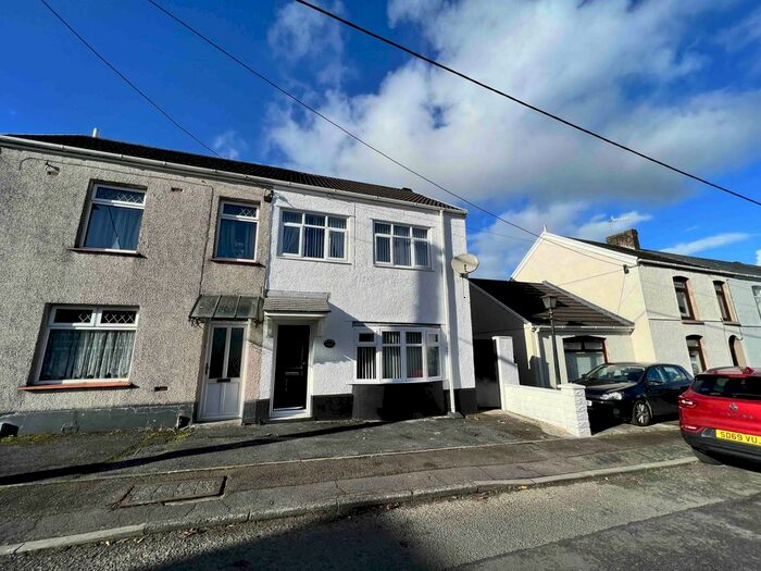 3 Bedroom Semi-Detached House To Rent In Gurnos Road, Gowerton, Swansea, SA4
